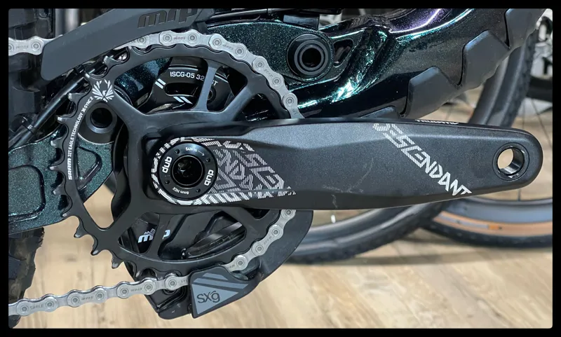 Reign 29 SX Medium Starry Night 2022-10